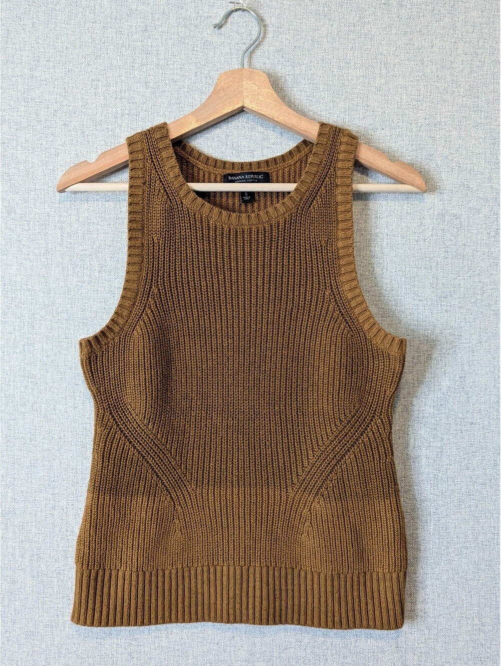 Banana Republic organic cotton chunky knit tank top